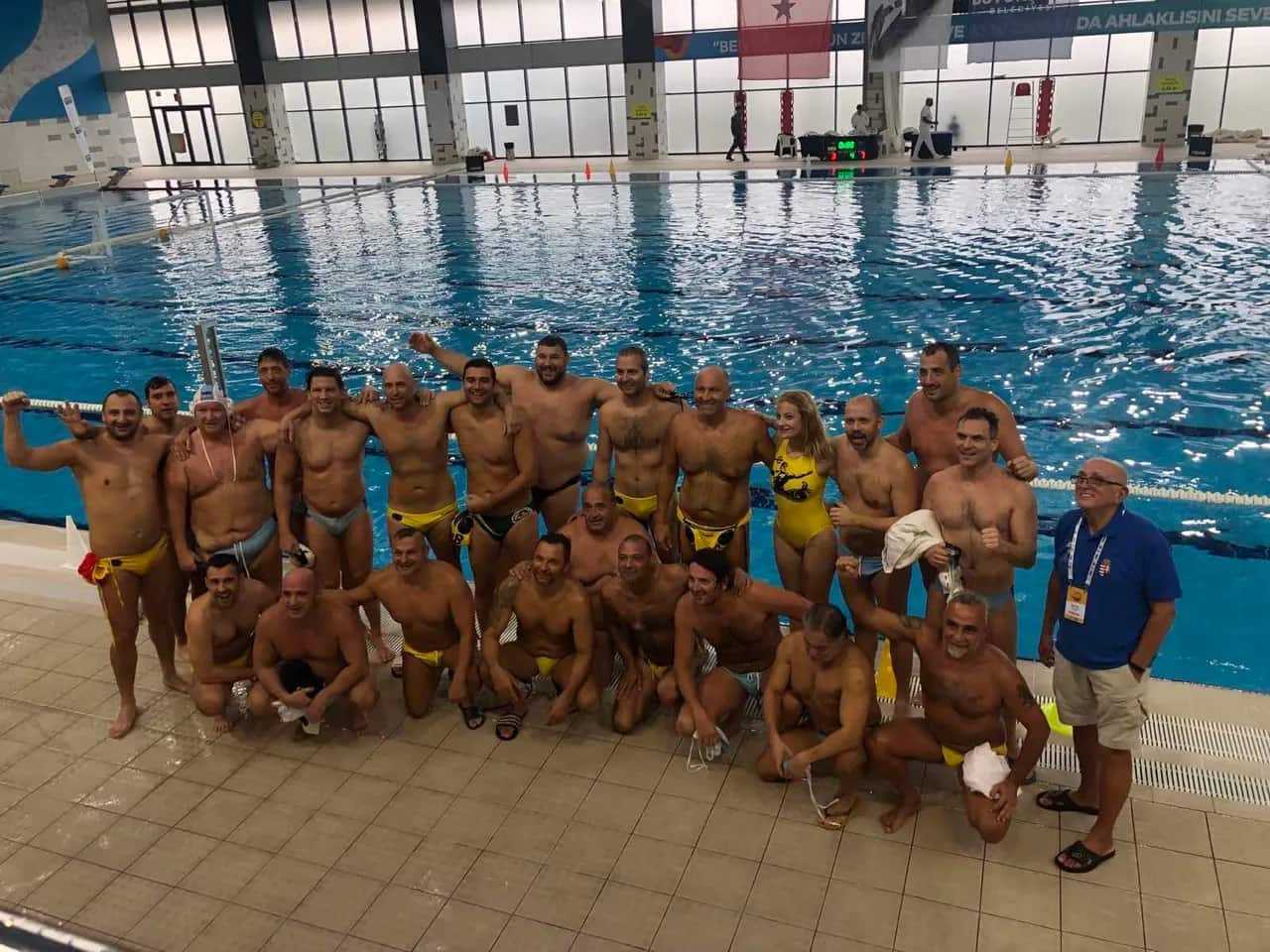A group photo by the pool in the hall, Istanbul